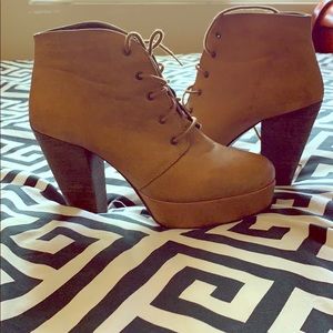 Great booties for the winter time!